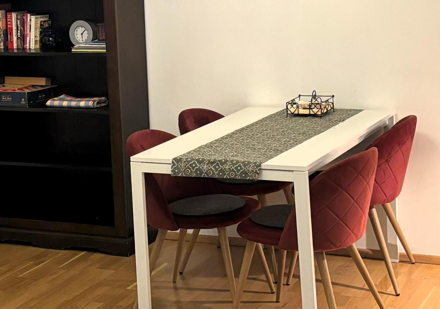 Casa Nostra - Ruhige Stadtwohnung Mit Balkon Wien Eksteriør bilde